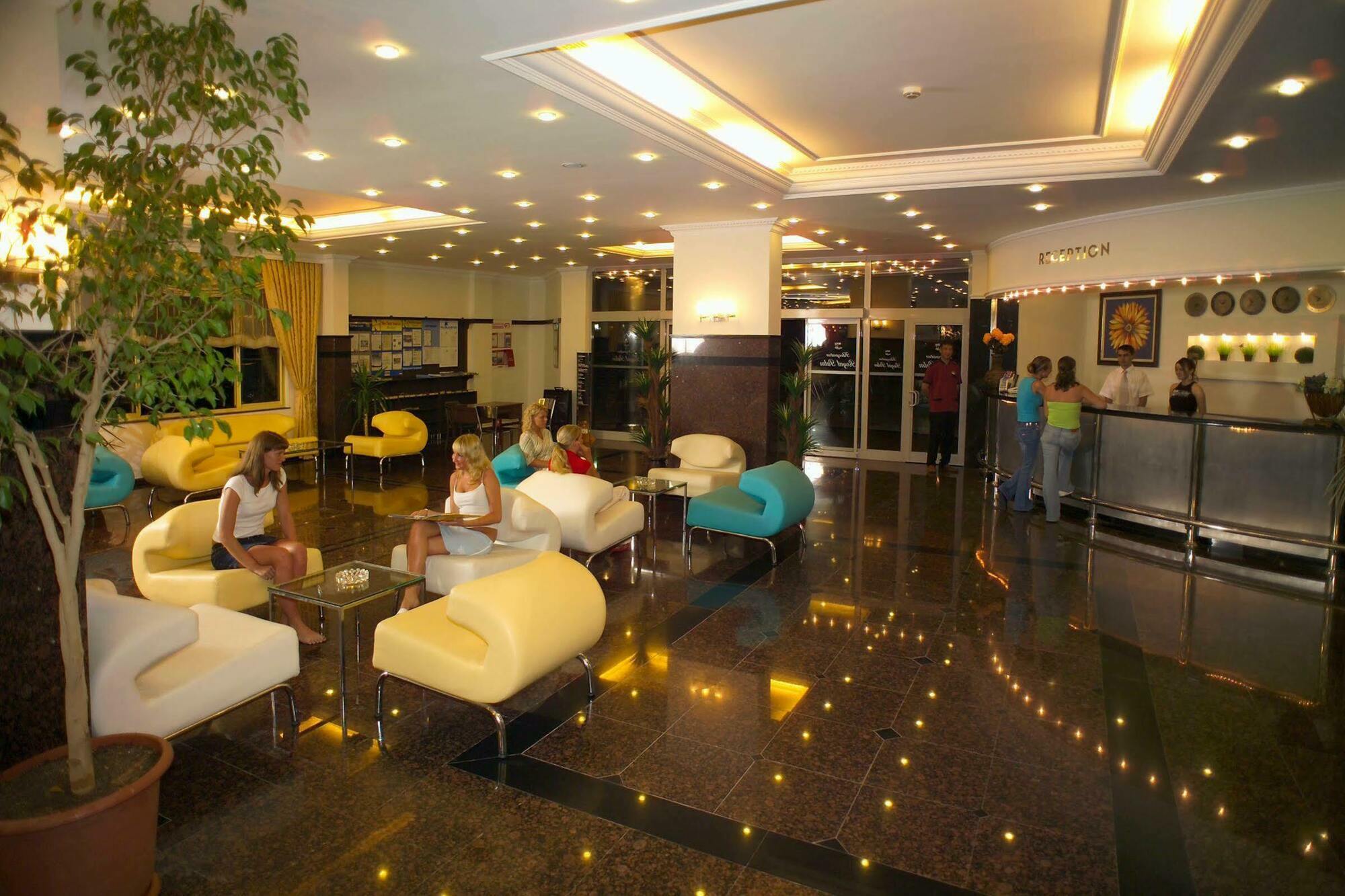 Kleopatra Royal Palm Hotel Alanya Exterior foto